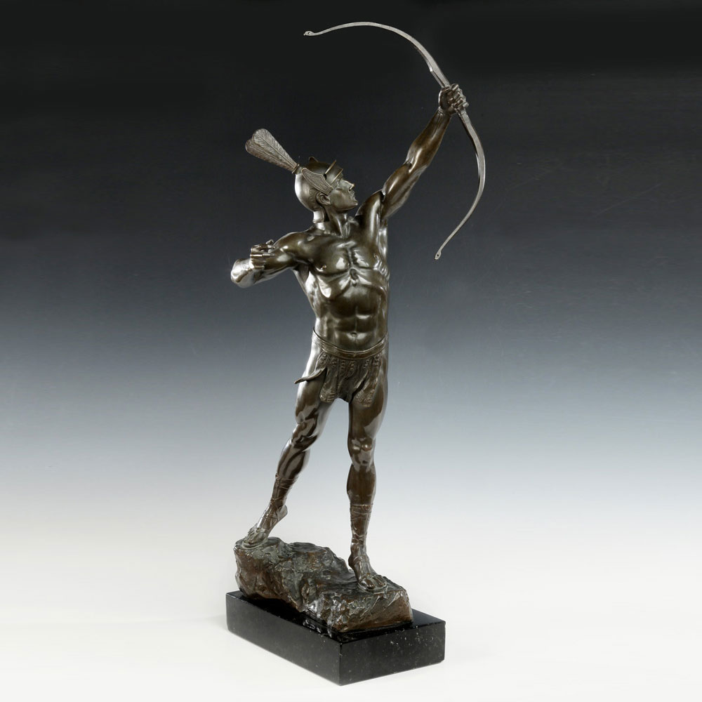 Бронзовая скульптура «Троянский лучник». Автор - Э. Хамбургер (Ph. E. Hamburger)